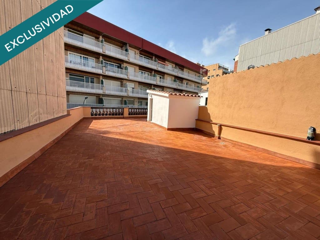 Chalet de 2 habitaciones en Blanes en venta - 319.000 € (Ref: 9690452)