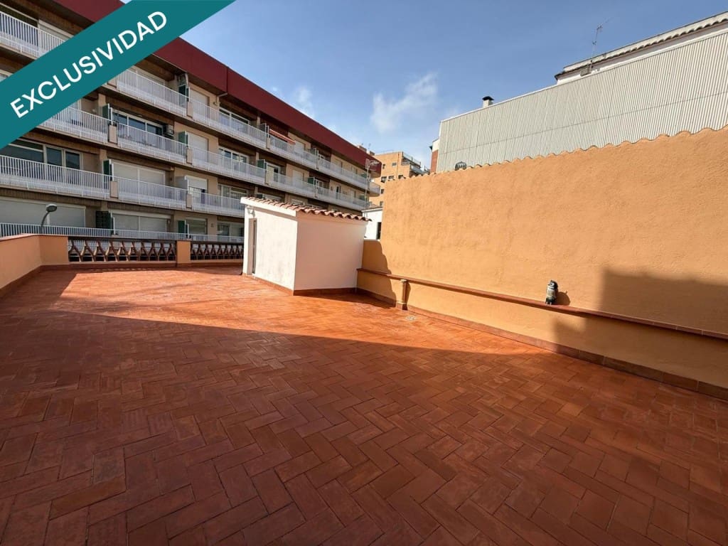 Chalet de 2 habitaciones en Blanes en venta - 319.000 € (Ref: 9690452)