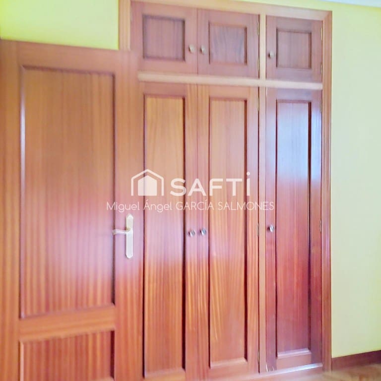 1 bedroom Apartment for sale in Santander - € 298,000 (Ref: 9690453)