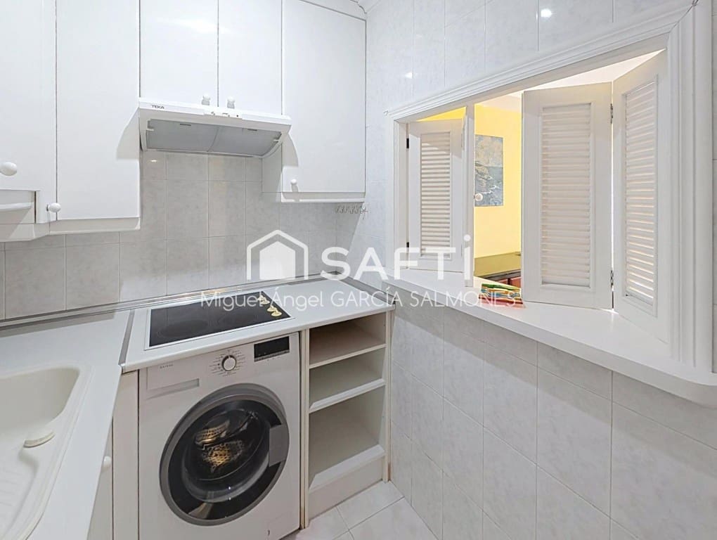 1 bedroom Apartment for sale in Santander - € 298,000 (Ref: 9690453)