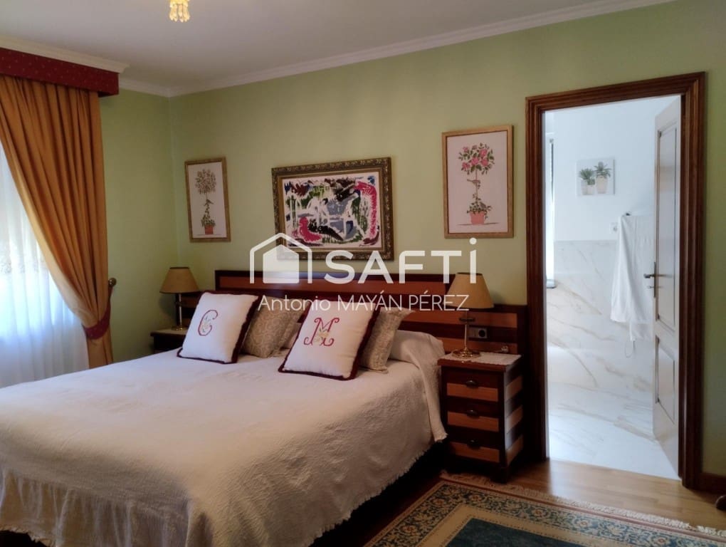 6 sypialnia Willa na sprzedaż w Vilagarcia de Arousa z basenem garażem - 727 000 € (Ref: 9690455)