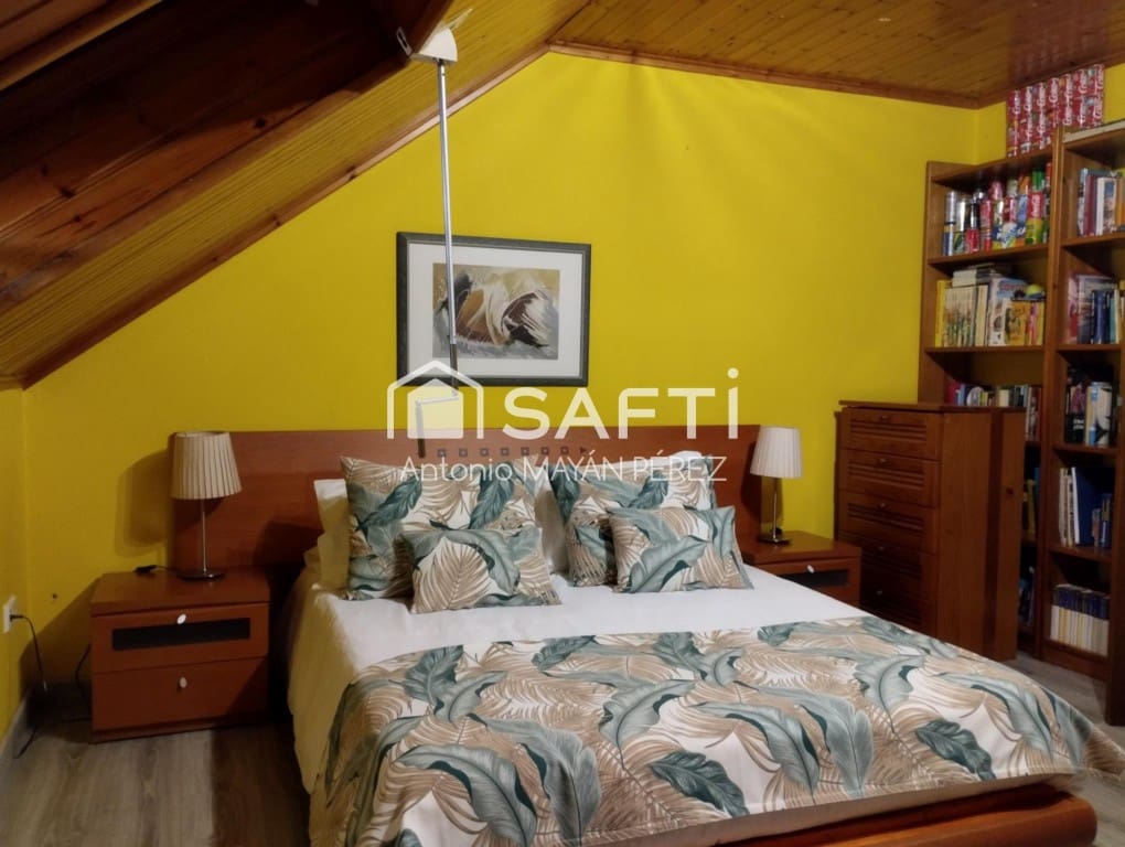 6 sypialnia Willa na sprzedaż w Vilagarcia de Arousa z basenem garażem - 727 000 € (Ref: 9690455)