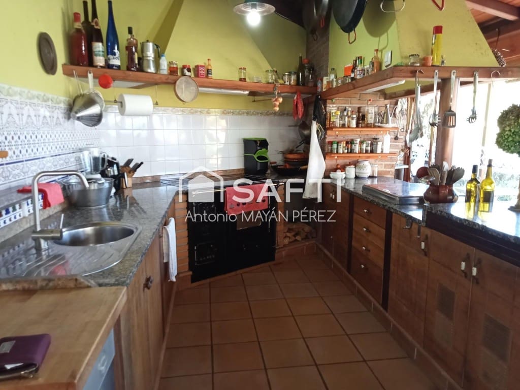 6 sypialnia Willa na sprzedaż w Vilagarcia de Arousa z basenem garażem - 727 000 € (Ref: 9690455)