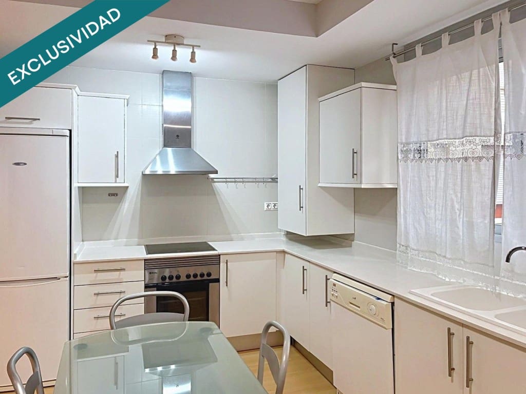 1 chambre Appartement à vendre à Torrent avec piscine garage - 215 000 € (Ref: 9690458)