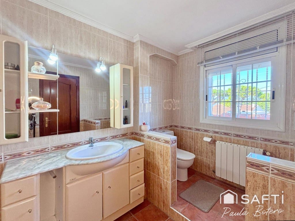 5 sovrum Villa till salu i Sant Pere de Ribes med pool - 619 000 € (Ref: 9690459)