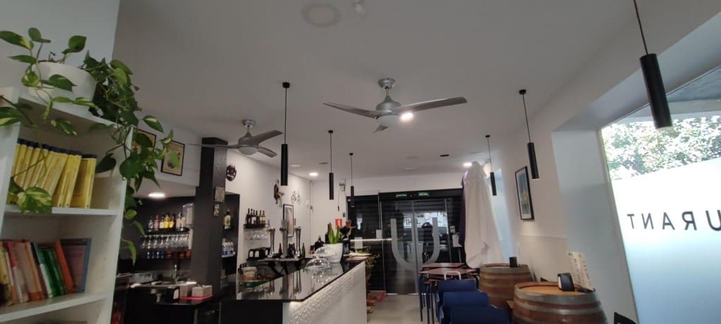 Erhverv til salg i Tarragona by - € 110.000 (Ref: 9690460)