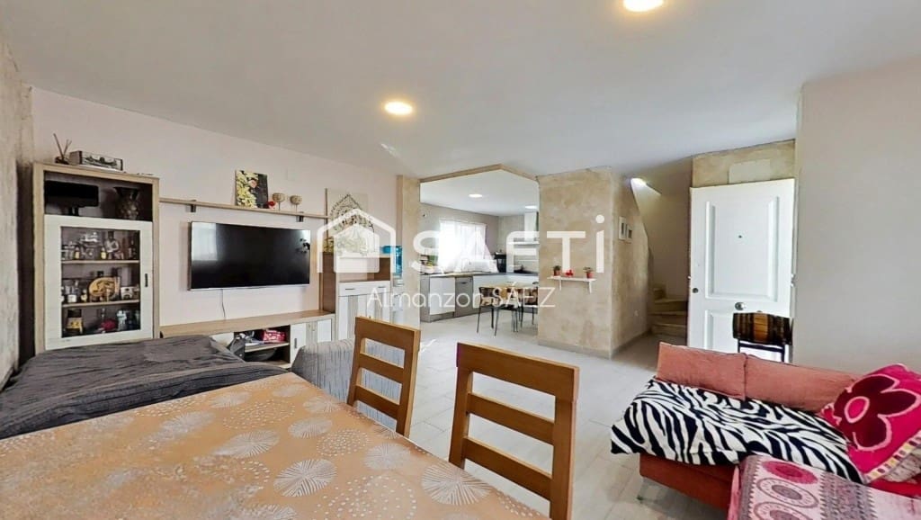 4 bedroom Terraced Villa for sale in El Cuervo de Sevilla - € 165,000 (Ref: 9690465)