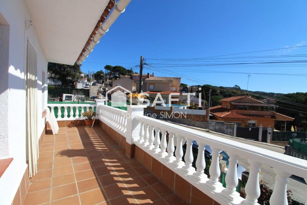 6 soverom Villa til salgs i Vidreres - € 315 000 (Ref: 9695233)