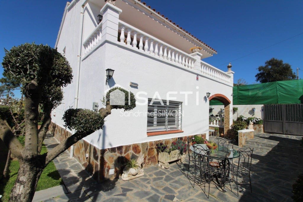 6 soverom Villa til salgs i Vidreres - € 315 000 (Ref: 9695233)