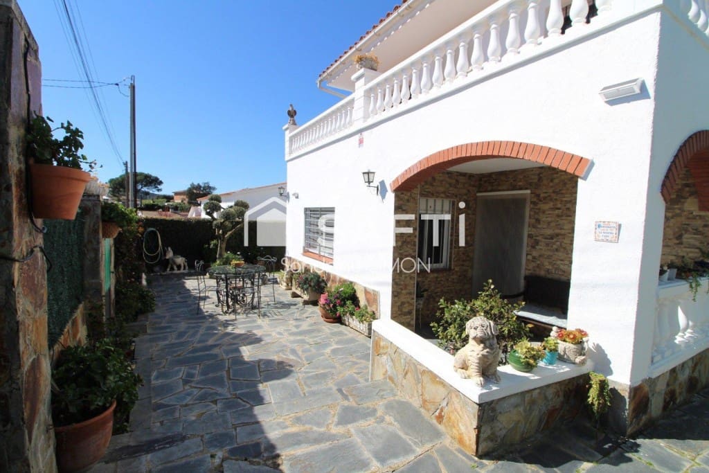 6 soverom Villa til salgs i Vidreres - € 315 000 (Ref: 9695233)