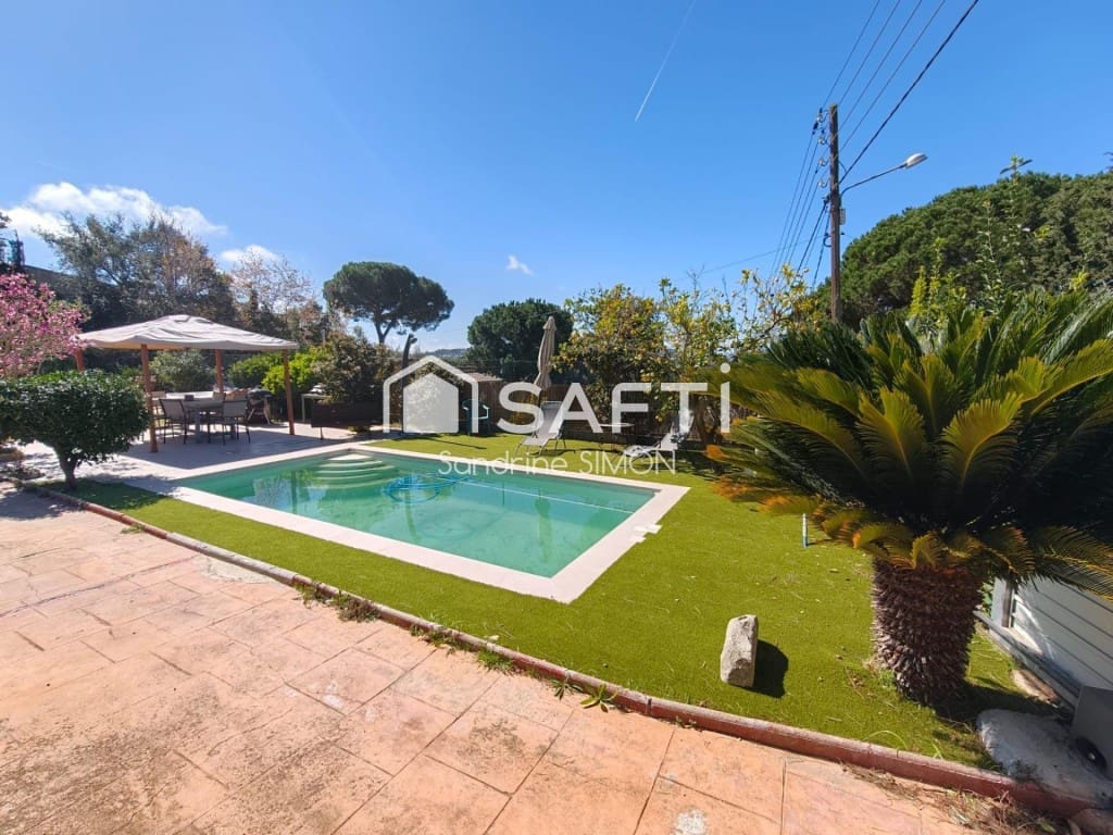 4 sovrum Villa till salu i Vidreres med pool - 265 000 € (Ref: 9695234)