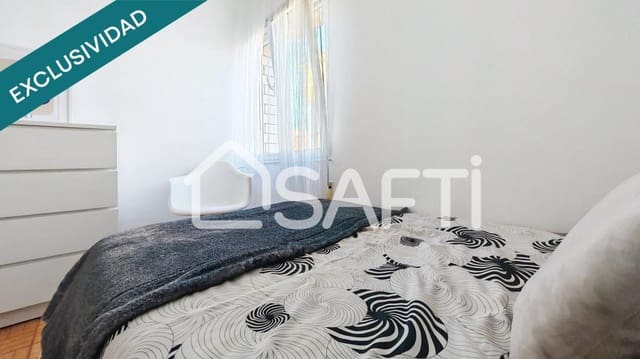 2 bedroom Apartment for sale in Centro Urbano, Gijón - € 145,000 (Ref: 9698743)