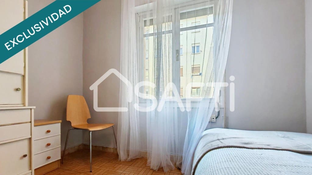 2 bedroom Apartment for sale in Gijon - € 145,000 (Ref: 9698743)