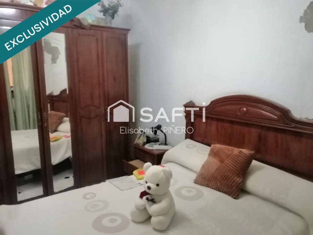 3 bedroom Terraced Villa for sale in Puebla de la Calzada with garage - € 50,000 (Ref: 9698744)