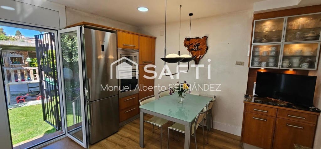 5 bedroom Villa for sale in El Masnou with pool garage - € 1,295,000 (Ref: 9698746)