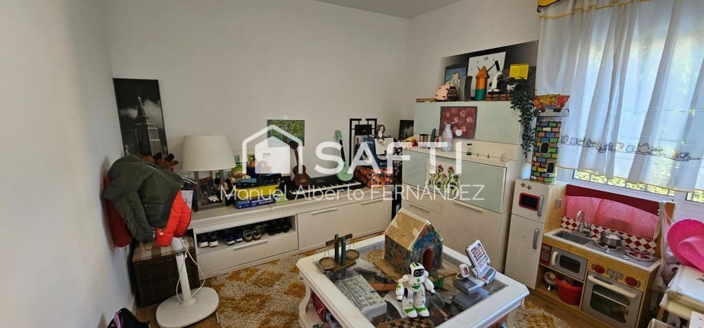 5 bedroom Villa for sale in El Masnou with pool garage - € 1,295,000 (Ref: 9698746)