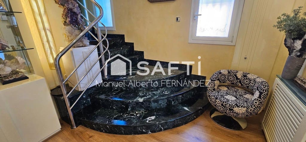 5 bedroom Villa for sale in El Masnou with pool garage - € 1,295,000 (Ref: 9698746)