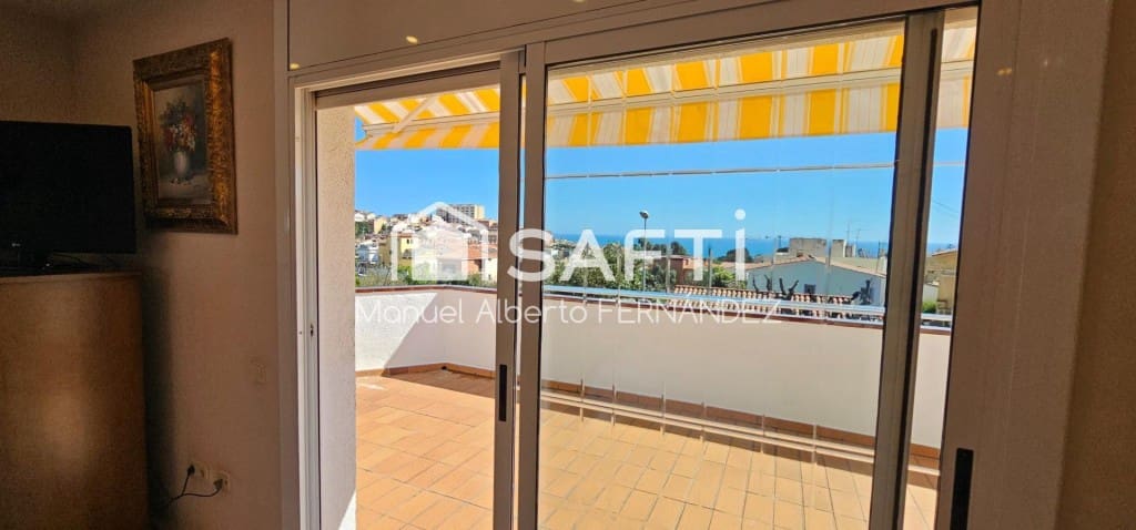 5 bedroom Villa for sale in El Masnou with pool garage - € 1,295,000 (Ref: 9698746)