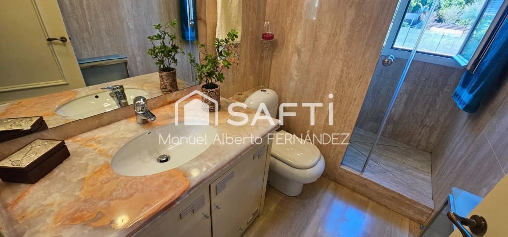 5 bedroom Villa for sale in El Masnou with pool garage - € 1,295,000 (Ref: 9698746)