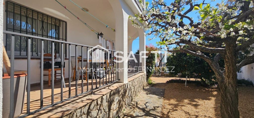 5 bedroom Villa for sale in El Masnou with pool garage - € 1,295,000 (Ref: 9698746)