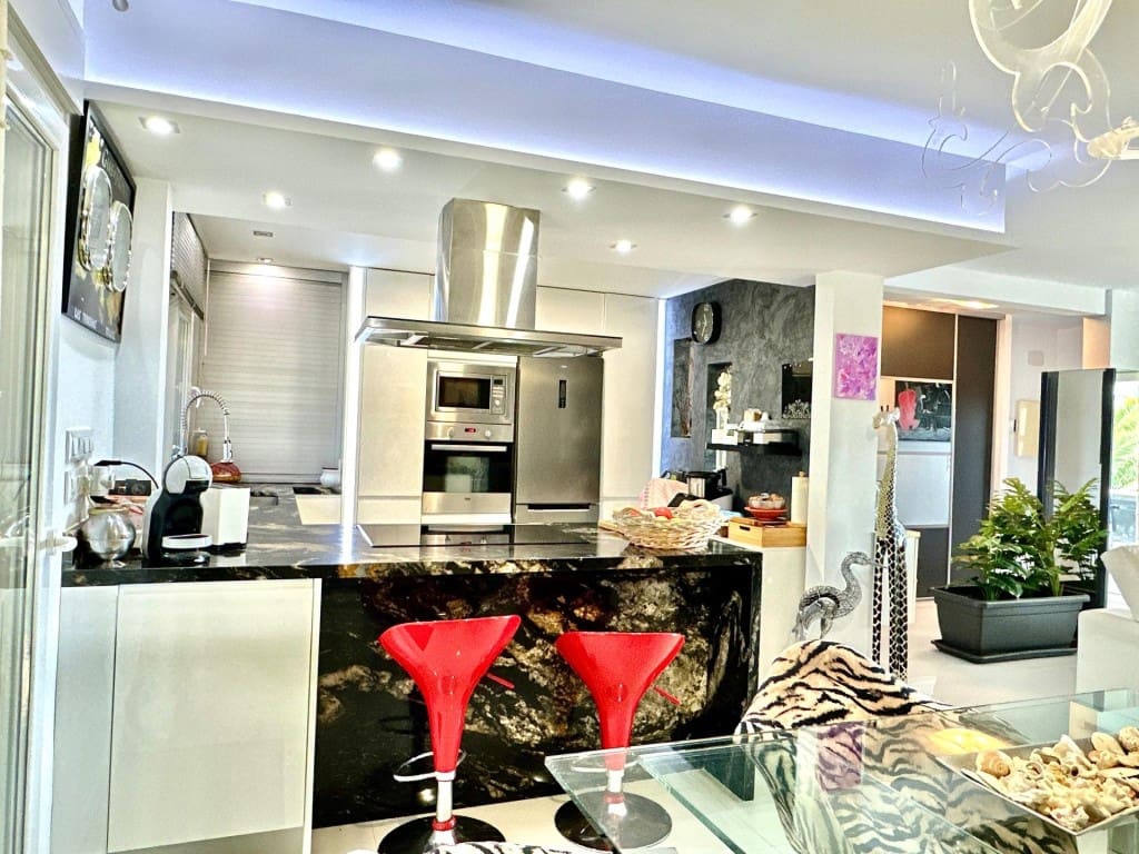 3 soverom Villa til salgs i Peniscola med svømmebasseng garasje - € 459 000 (Ref: 9698747)