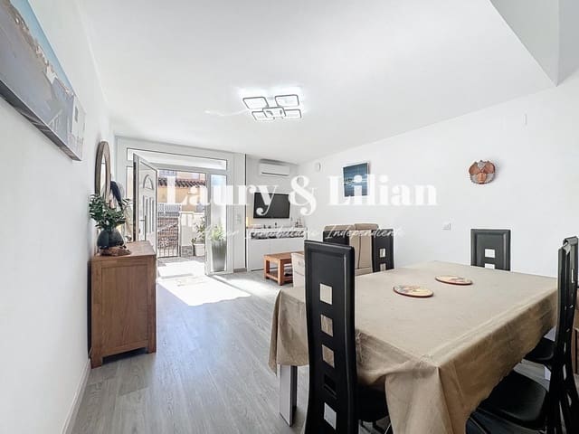 3 makuuhuone Huvila myytävänä paikassa Empuriabrava, Castelló d'Empúries - 239 000 € (Ref: 9698748)