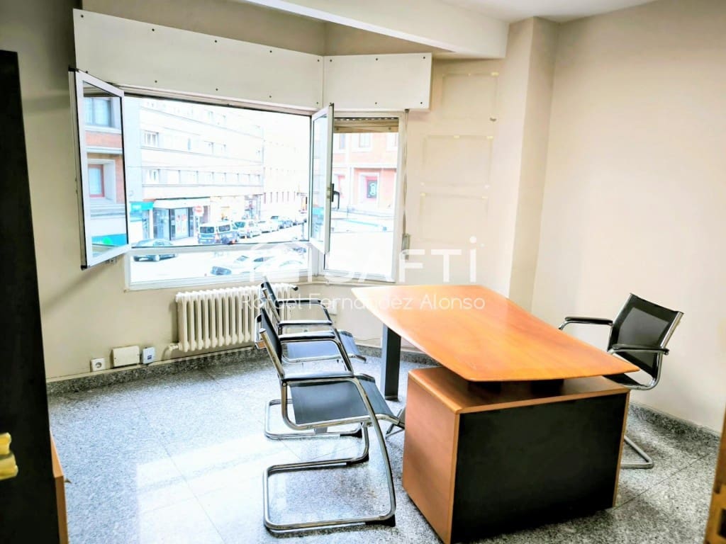 Studio for sale in Leon city - € 91,000 (Ref: 9698749)