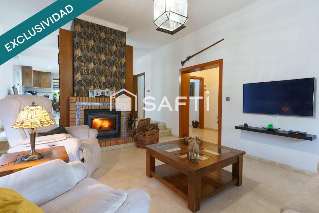 4 bedroom Finca/Country House for sale in Manzanilla with pool garage - € 395,000 (Ref: 9698750)