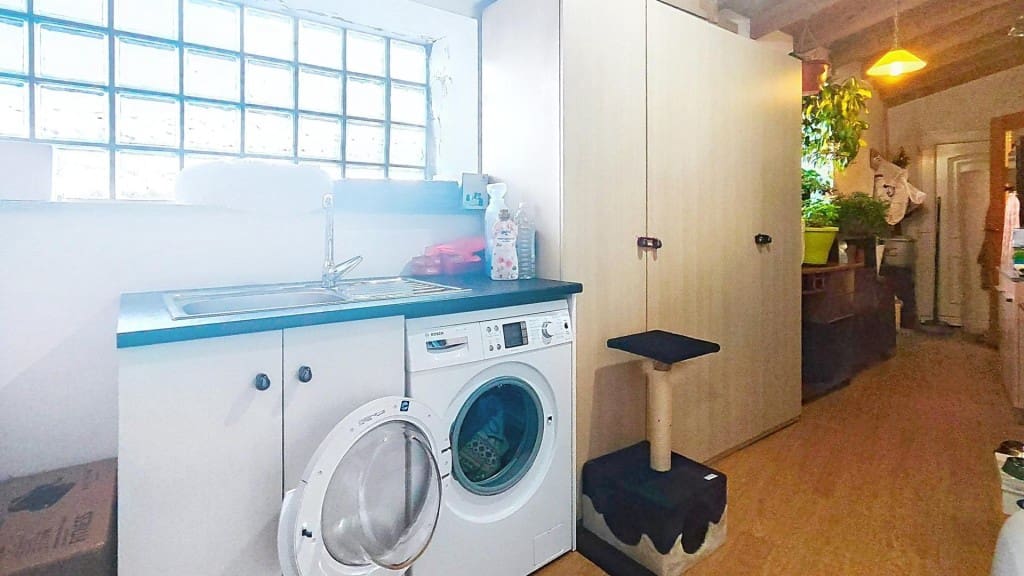 4 bedroom Villa for sale in Cuadros with pool - € 280,000 (Ref: 9698751)