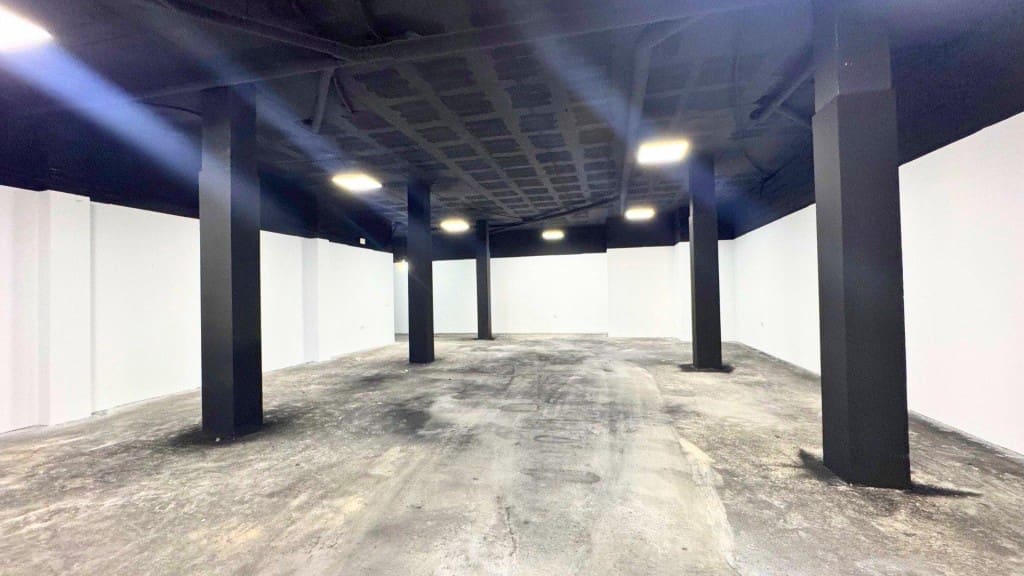 Commerciale in vendita in Novelda - 145.000 € (Rif: 9698753)