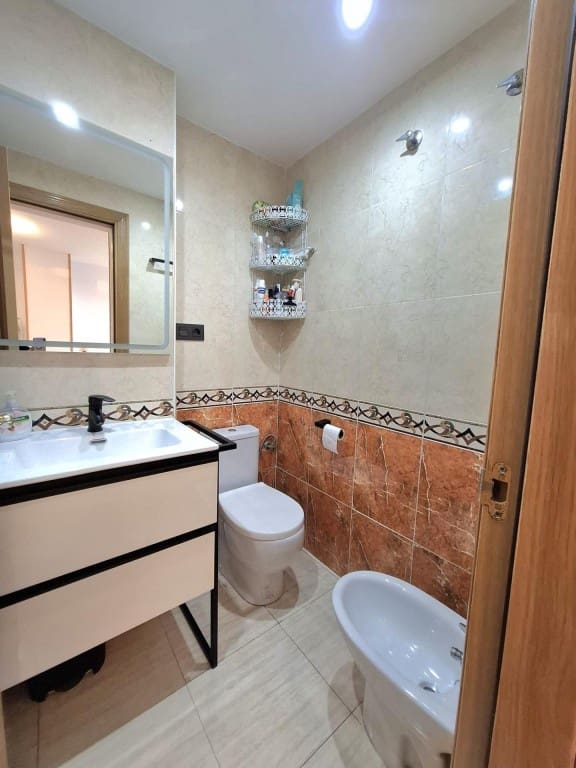 2 soveværelse Lejlighed til salg i Oropesa  med swimmingpool garage - € 135.000 (Ref: 9698756)