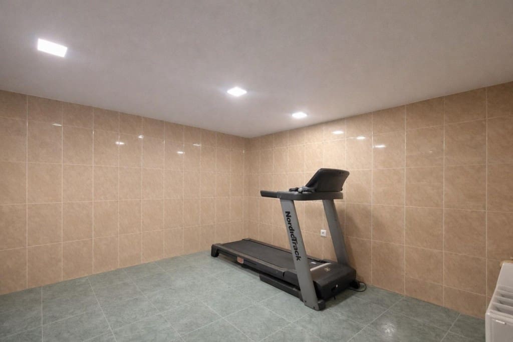 5 soveværelse Villa til salg i Oropesa  med swimmingpool garage - € 549.000 (Ref: 9698757)