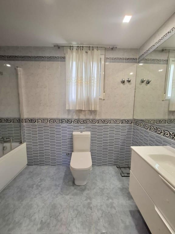 5 soveværelse Villa til salg i Oropesa  med swimmingpool garage - € 549.000 (Ref: 9698757)