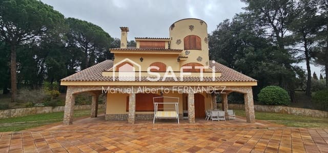 9 quarto Quinta/Casa Rural para venda em Sant Feliu de Buixalleu com piscina garagem - 1 250 000 € (Ref: 9701509)