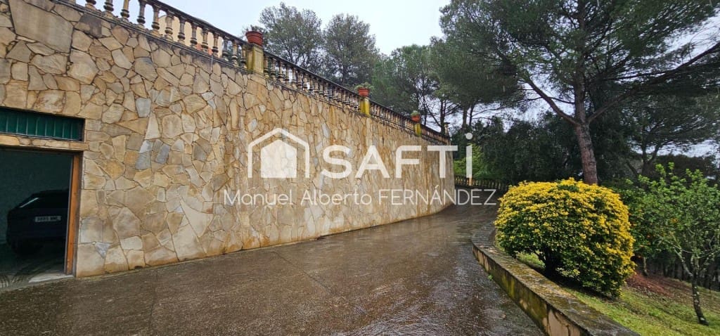 9 bedroom Finca/Country House for sale in Sant Feliu de Buixalleu with pool garage - € 1,250,000 (Ref: 9701509)