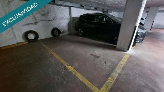 Garasje til salgs i La Sagrada Família, Barcelona by - € 17 000 (Ref: 9701510)