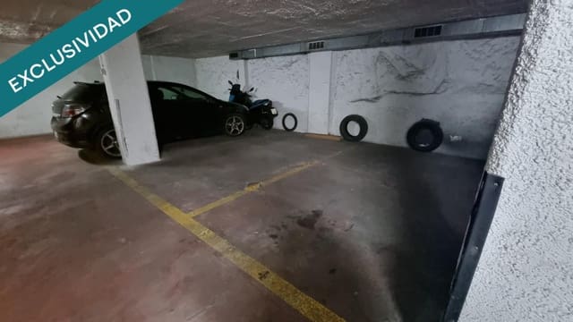 Garasje til salgs i La Sagrada Família, Barcelona by - € 17 000 (Ref: 9701510)