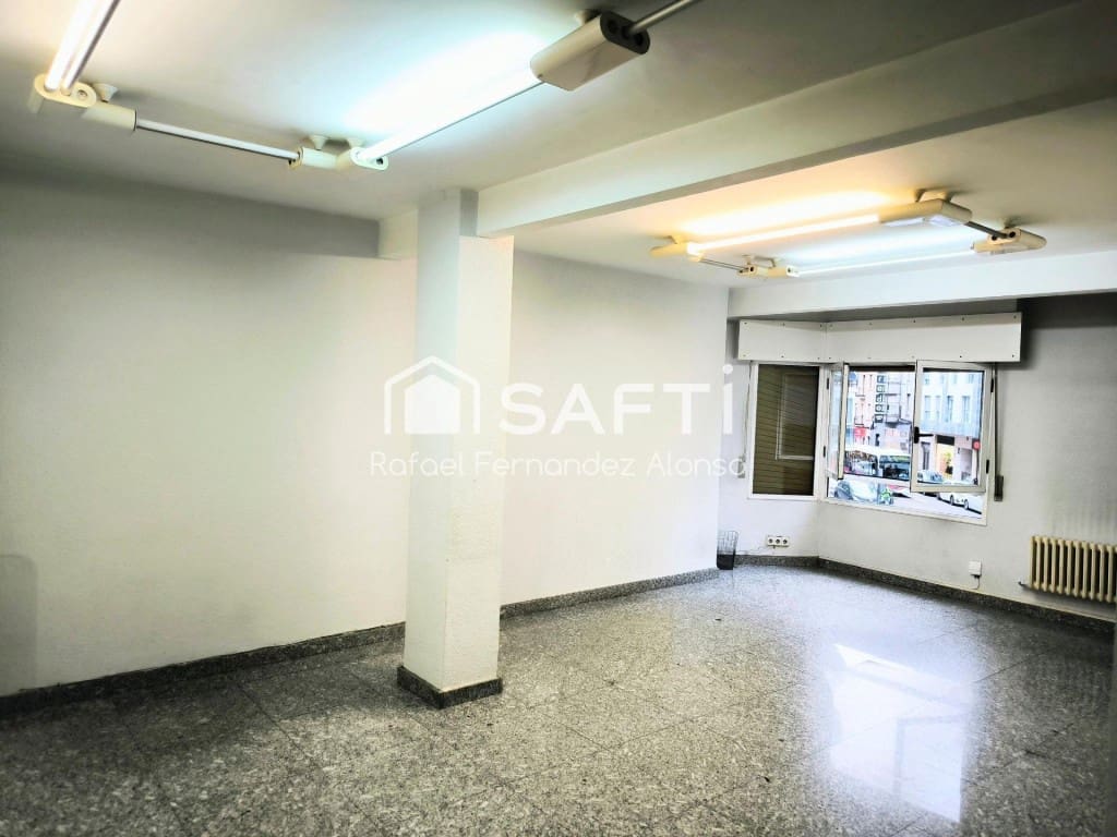 Office for sale in Leon city - € 91,000 (Ref: 9701511)