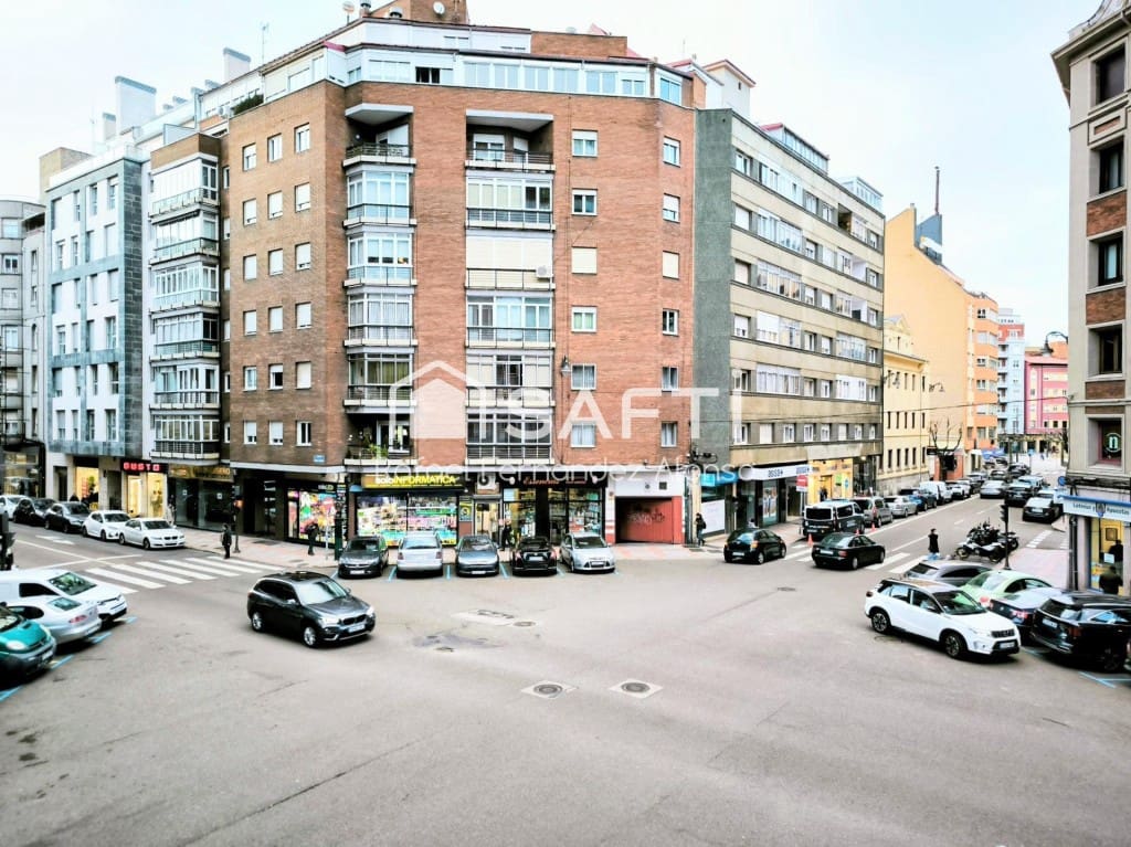 Office for sale in Leon city - € 91,000 (Ref: 9701511)