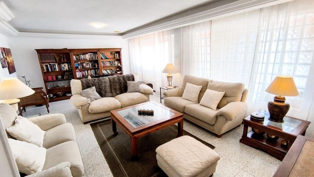 5 quarto Moradia para venda em La Manga del Mar Menor com garagem - 460 000 € (Ref: 9701512)