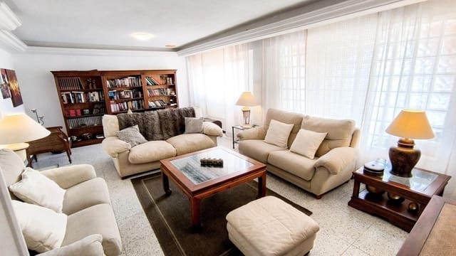 5 quarto Moradia para venda em La Manga del Mar Menor com garagem - 460 000 € (Ref: 9701512)