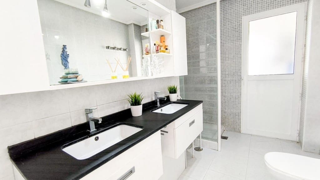 5 quarto Moradia para venda em La Manga del Mar Menor com garagem - 460 000 € (Ref: 9701512)