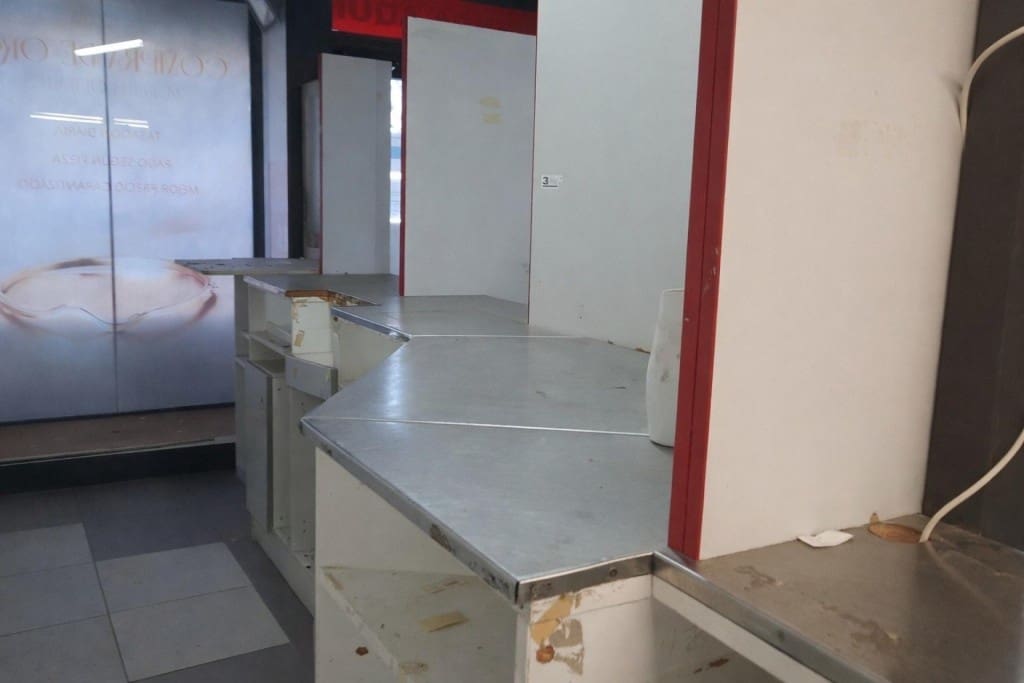 Local Commercial à vendre à Barcelone ville - 399 000 € (Ref: 9701516)