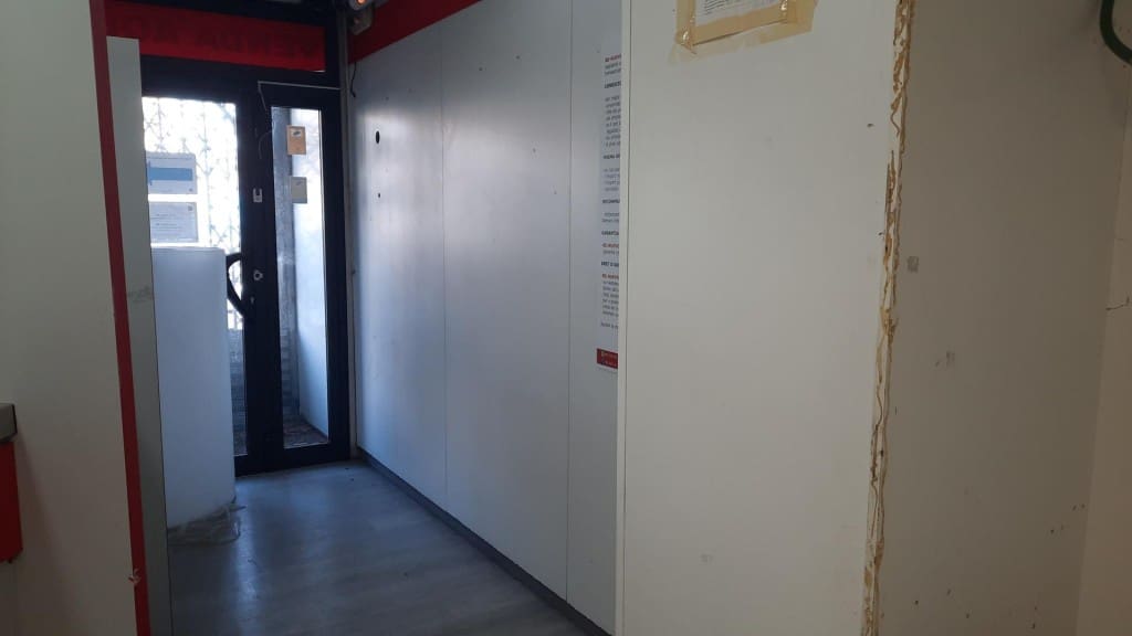 Local Commercial à vendre à Barcelone ville - 399 000 € (Ref: 9701516)