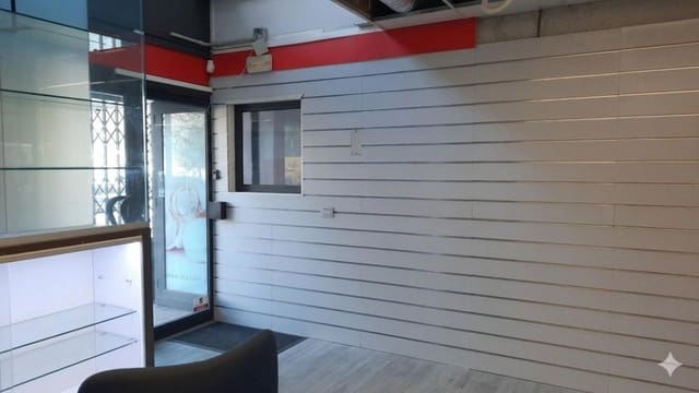 Local Commercial à vendre à El Putxet i El Farró, Barcelone ville - 399 000 € (Ref: 9701516)