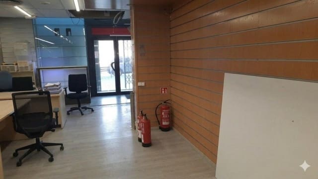 Local Commercial à vendre à El Putxet i El Farró, Barcelone ville - 399 000 € (Ref: 9701516)