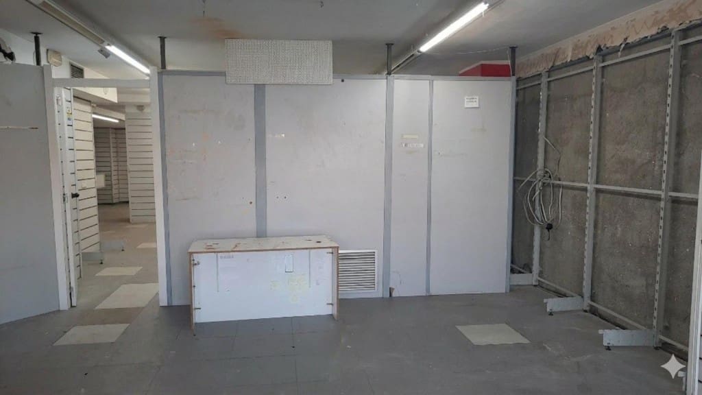 Local Commercial à vendre à Barcelone ville - 399 000 € (Ref: 9701516)