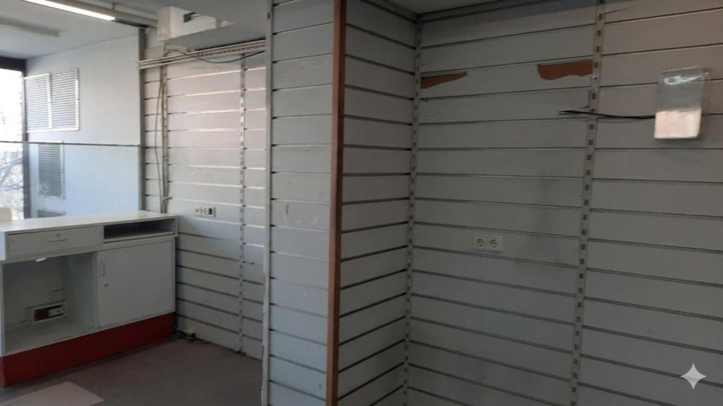 Local Commercial à vendre à Barcelone ville - 399 000 € (Ref: 9701516)