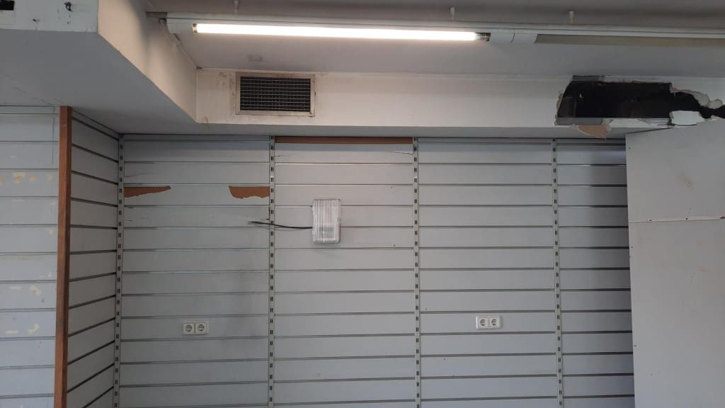 Local Commercial à vendre à Barcelone ville - 399 000 € (Ref: 9701516)