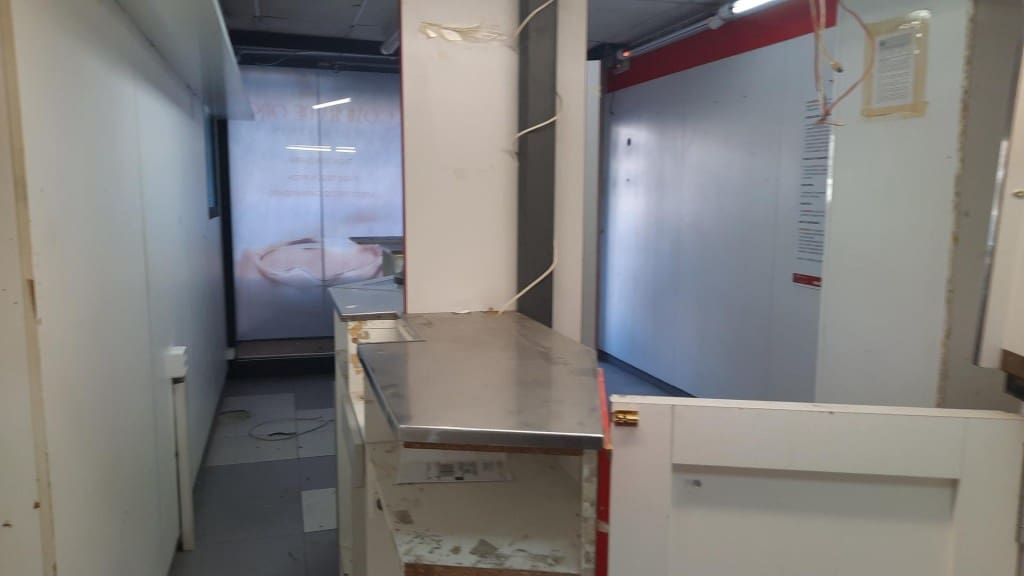 Local Commercial à vendre à Barcelone ville - 399 000 € (Ref: 9701516)